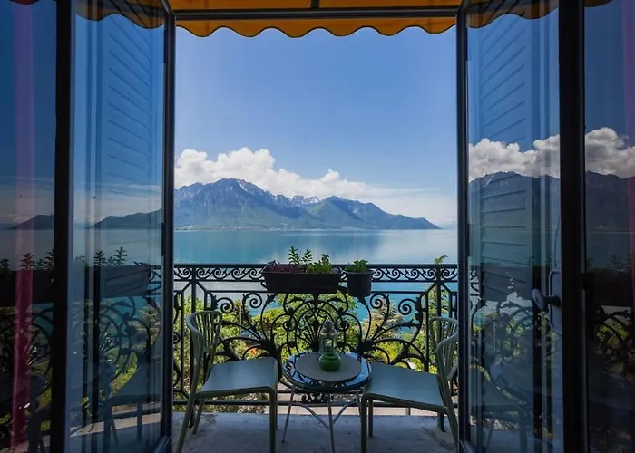 Avec Vue Panoramique à 2 Pas Du Léman Apartamento Montreux